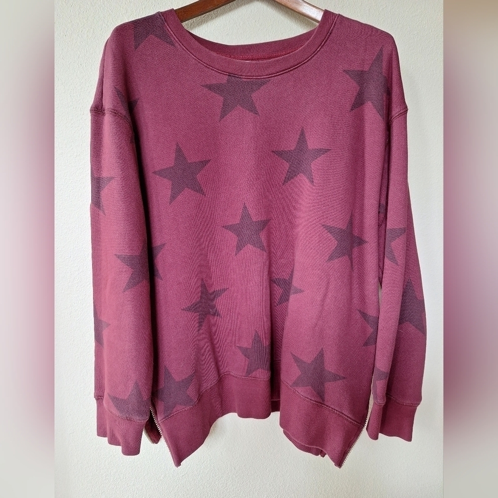 Sundry Womens Burgundy Star Print Side Zip Oversized Pullover. Size 2